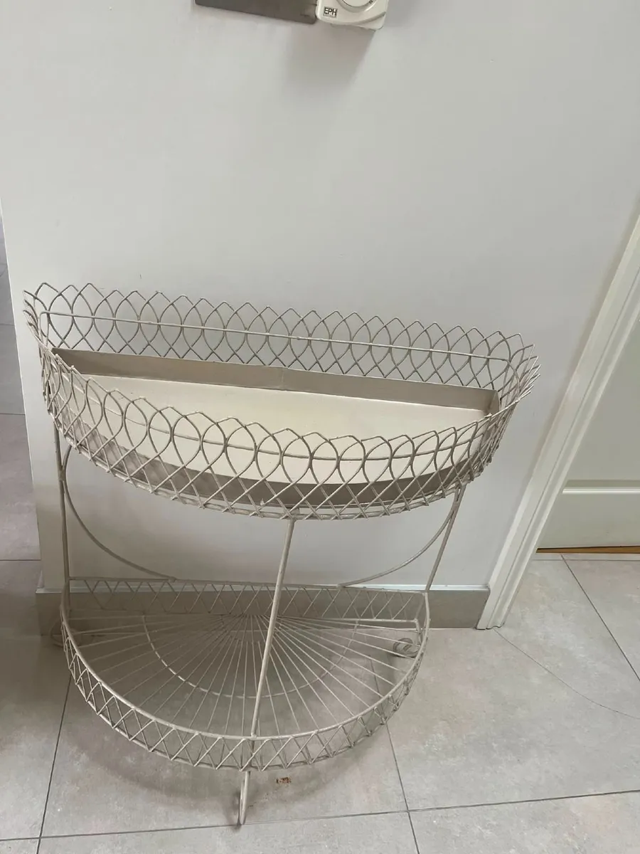 Plant holder