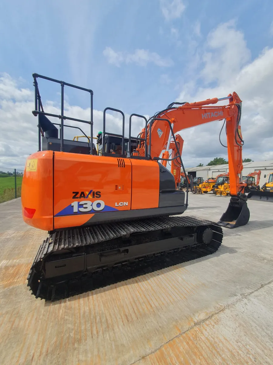 HITACHI ZX130-6 - Image 3