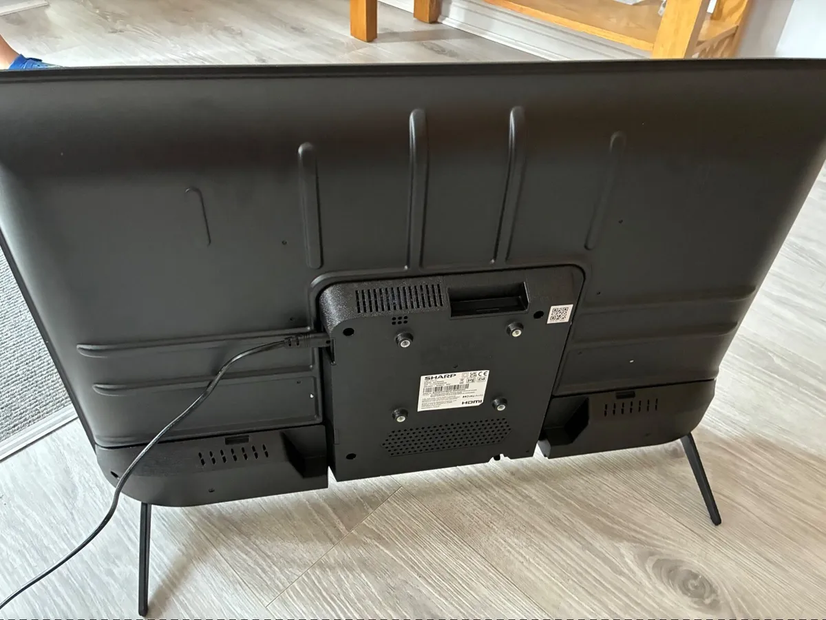 Smart tV - Image 3