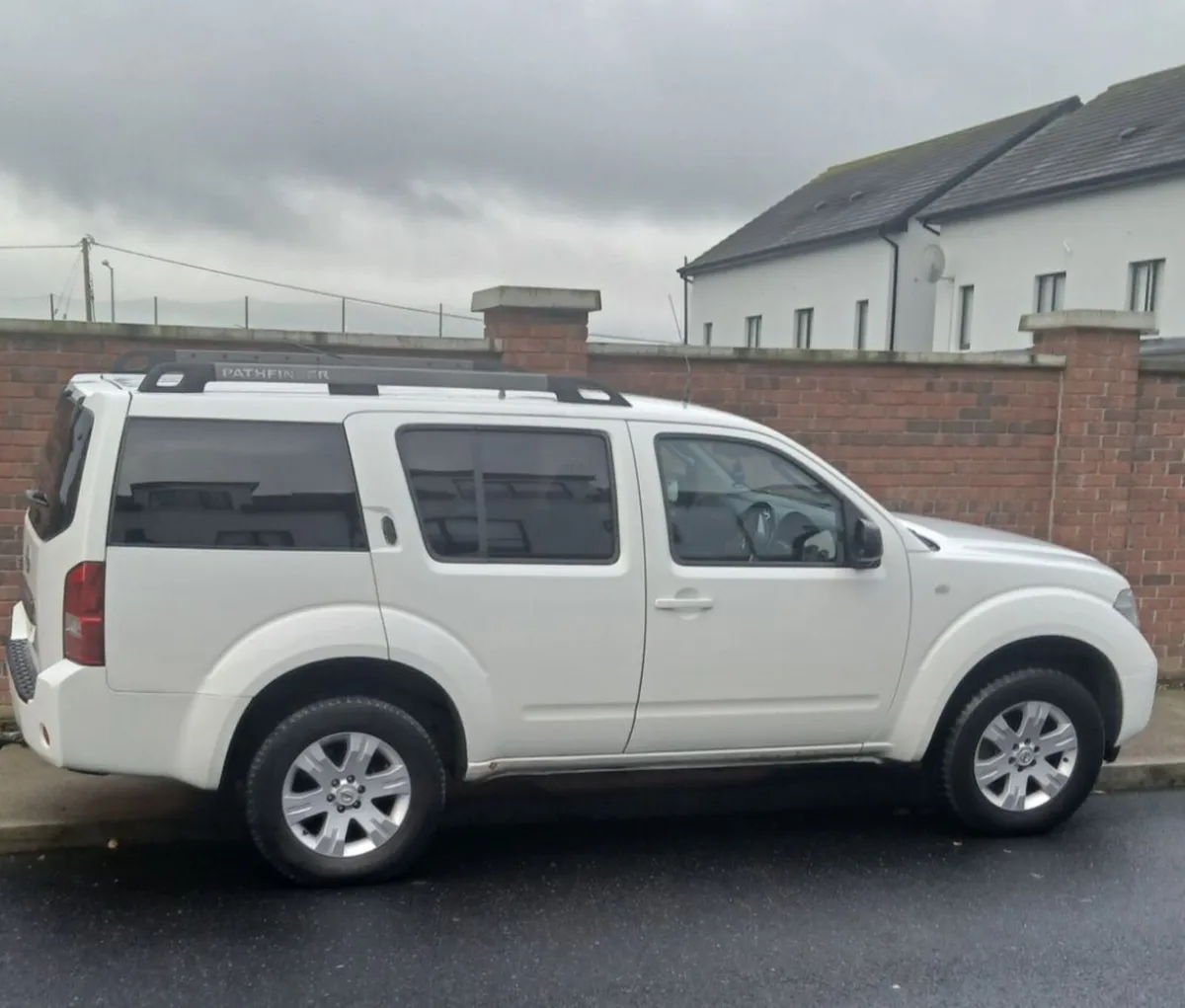 Nissan pathfinder - Image 1