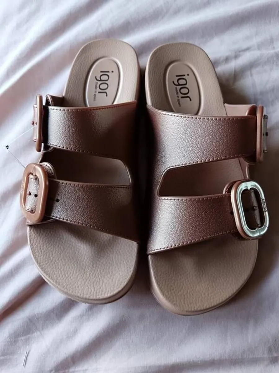 ladies sandals - Image 1