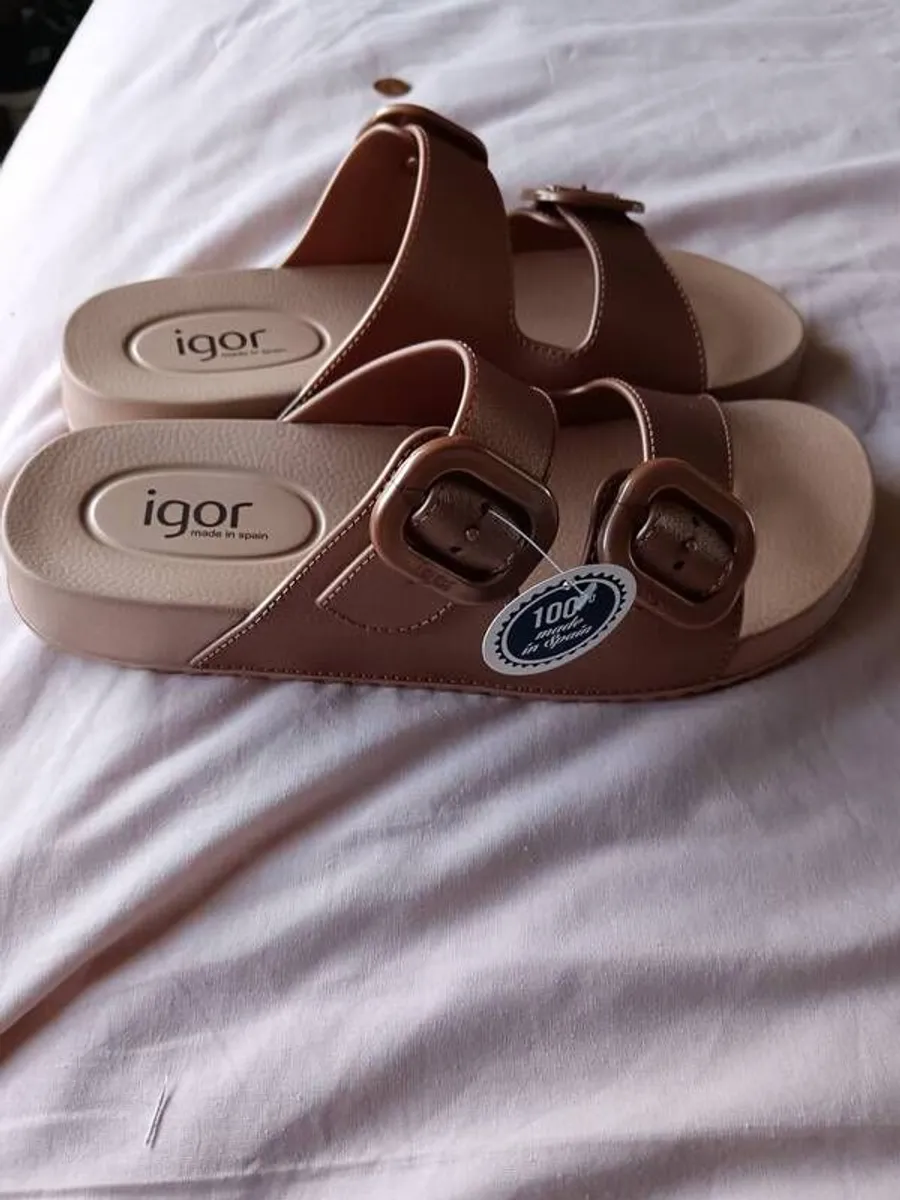 ladies sandals - Image 2