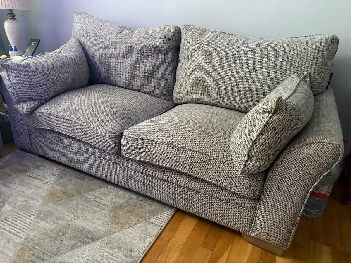 2 x 2 seater couches - Image 2