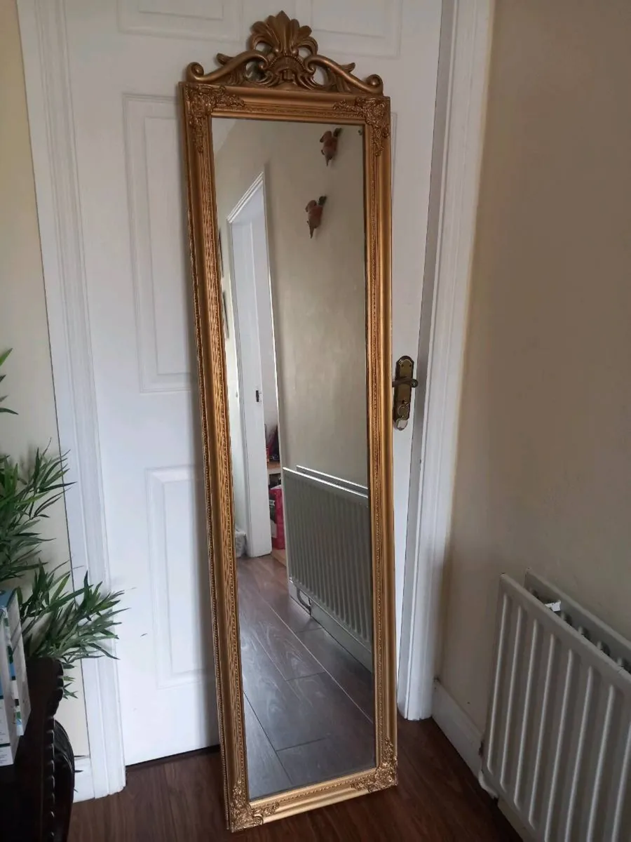 Mirror - Image 1