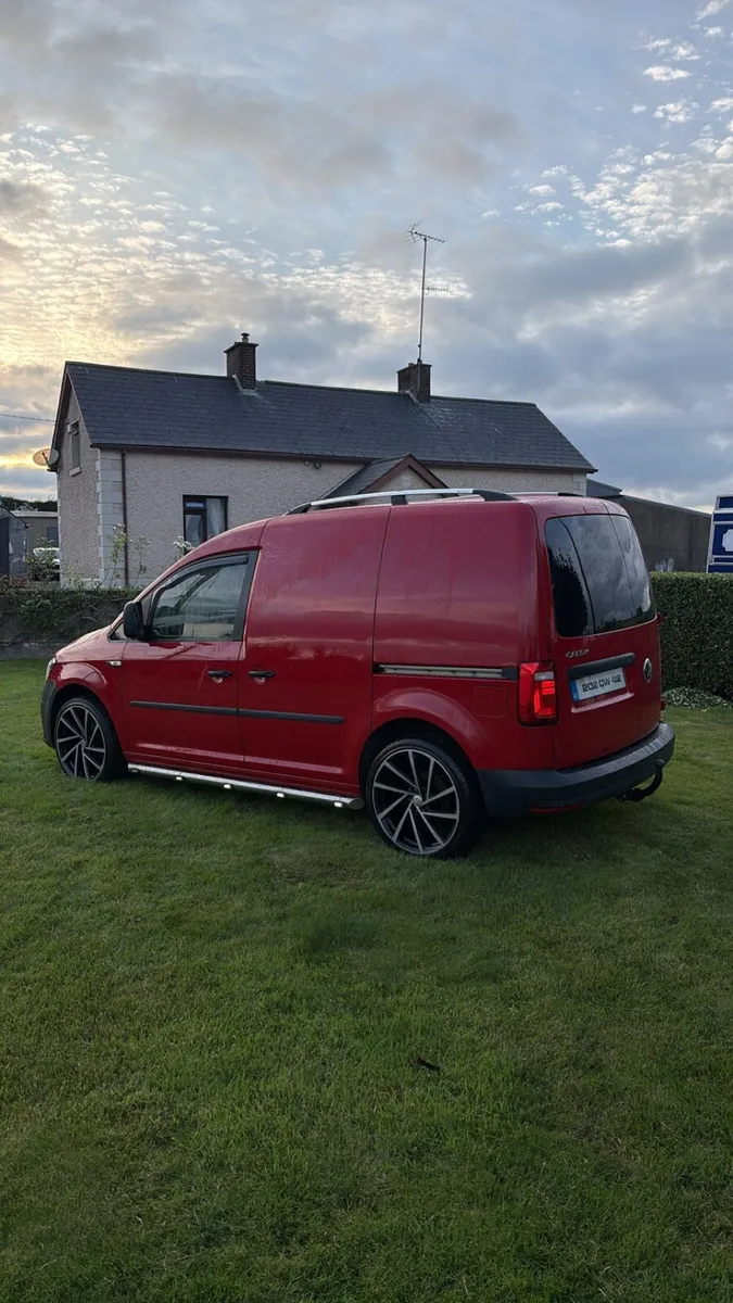 Volkswagen caddy - Image 2