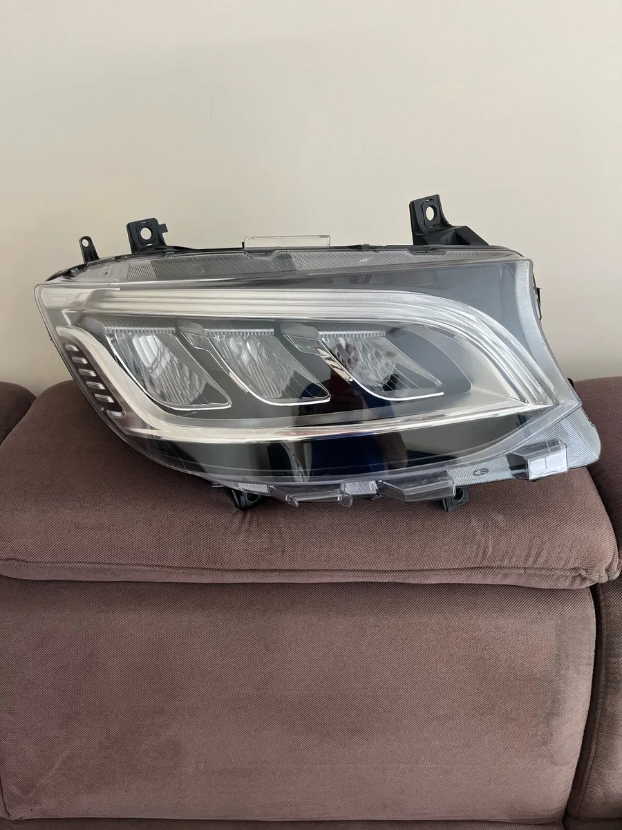 Headlight For  Sprinter - Image 1