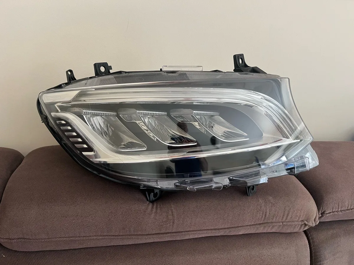 Headlight For  Sprinter - Image 2