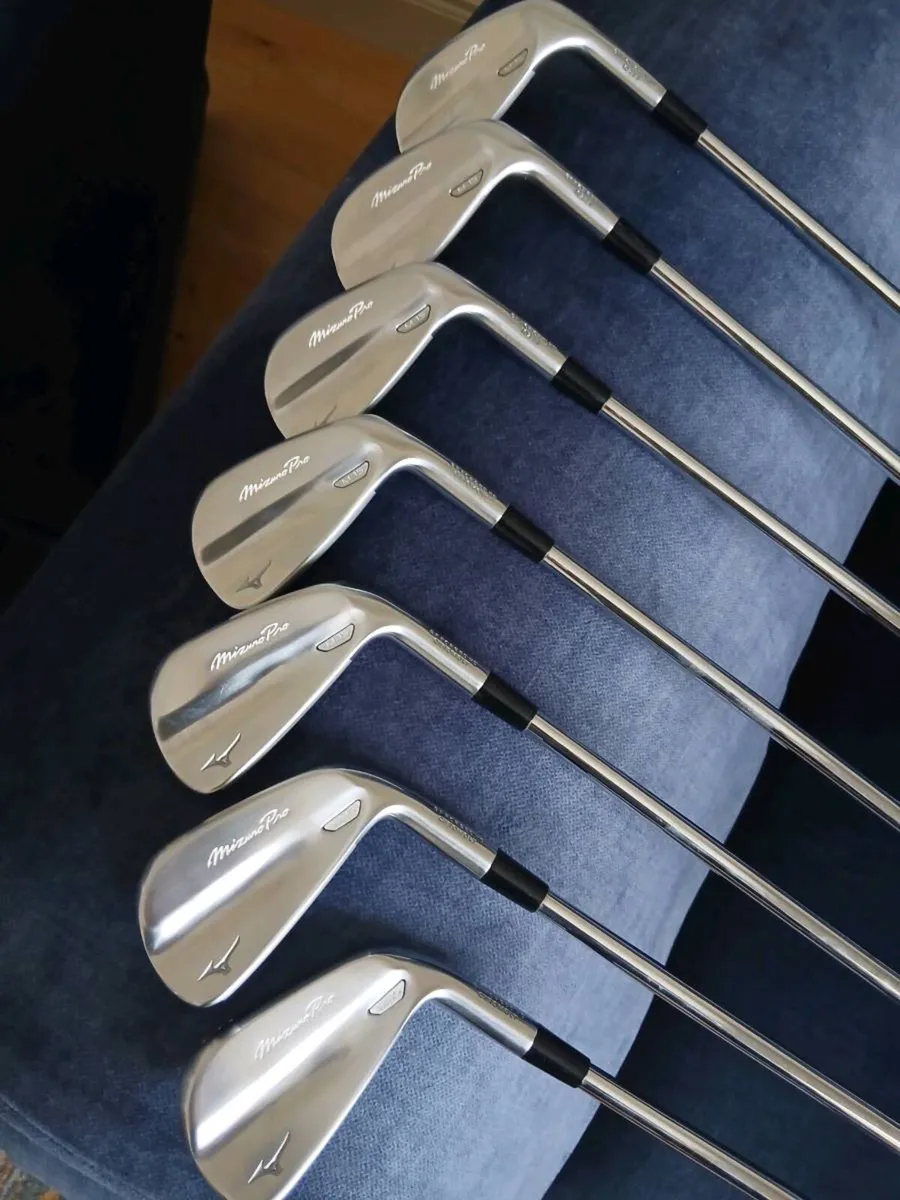Mizuno pro M15 Irons - Image 1
