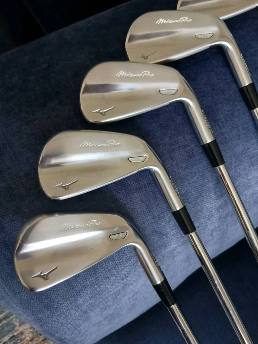 Mizuno pro M15 Irons - Image 2