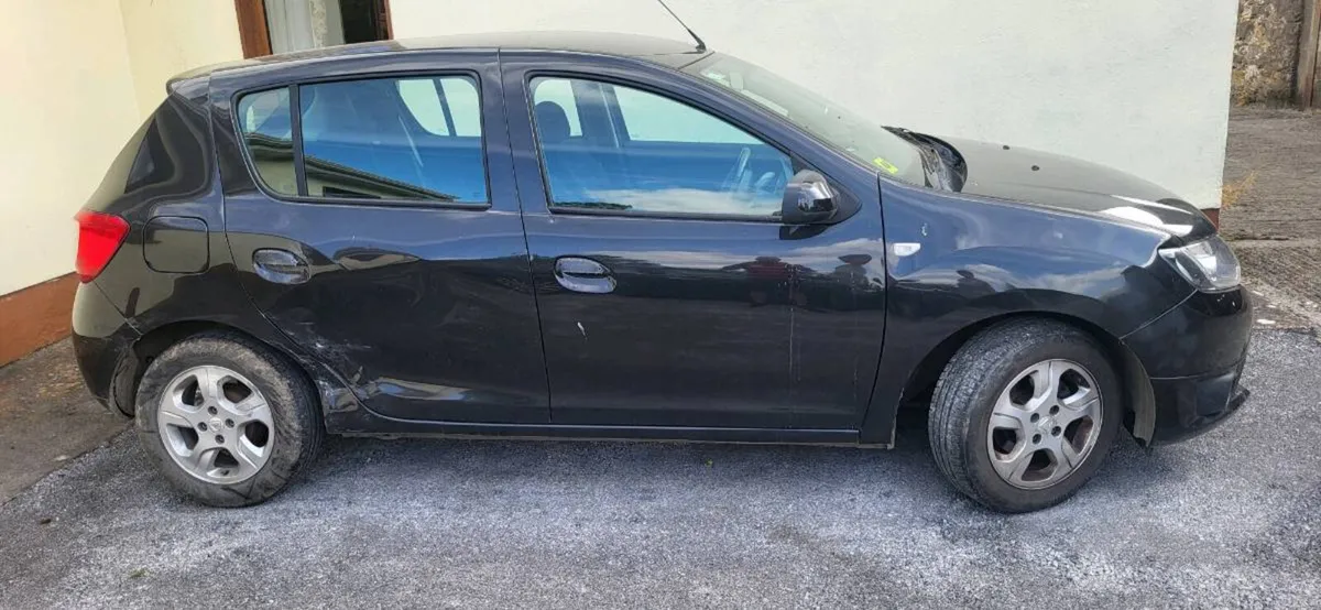Dacia Sandero 1.2 petrol 62k km - Image 2