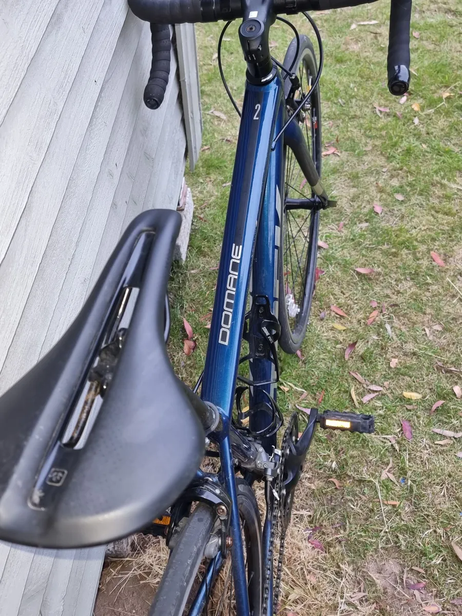 Trek Domane 2 Road Bike – Size Small – €470 ONO - Image 3