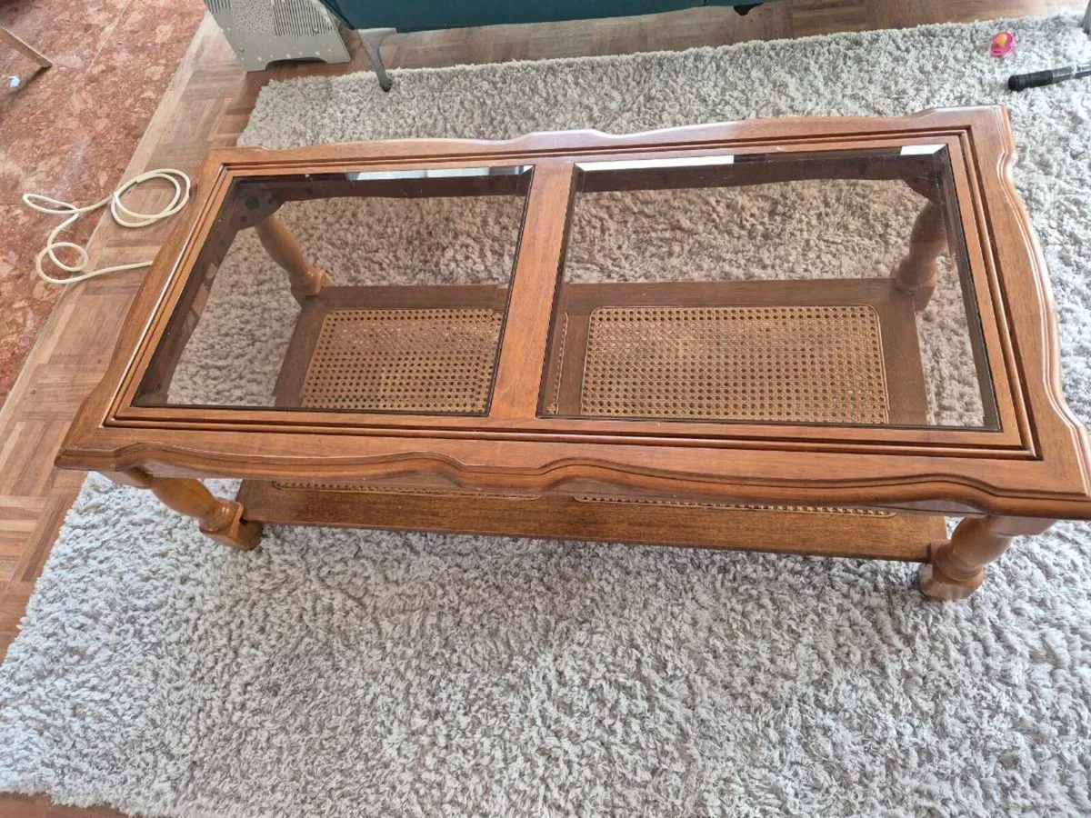 Vintage Coffee table free to take away - Image 4