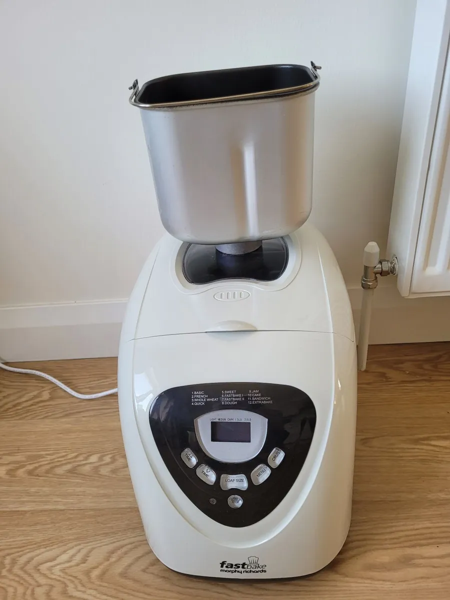 Morphy Richards Fastbake Breadmaker - Image 1