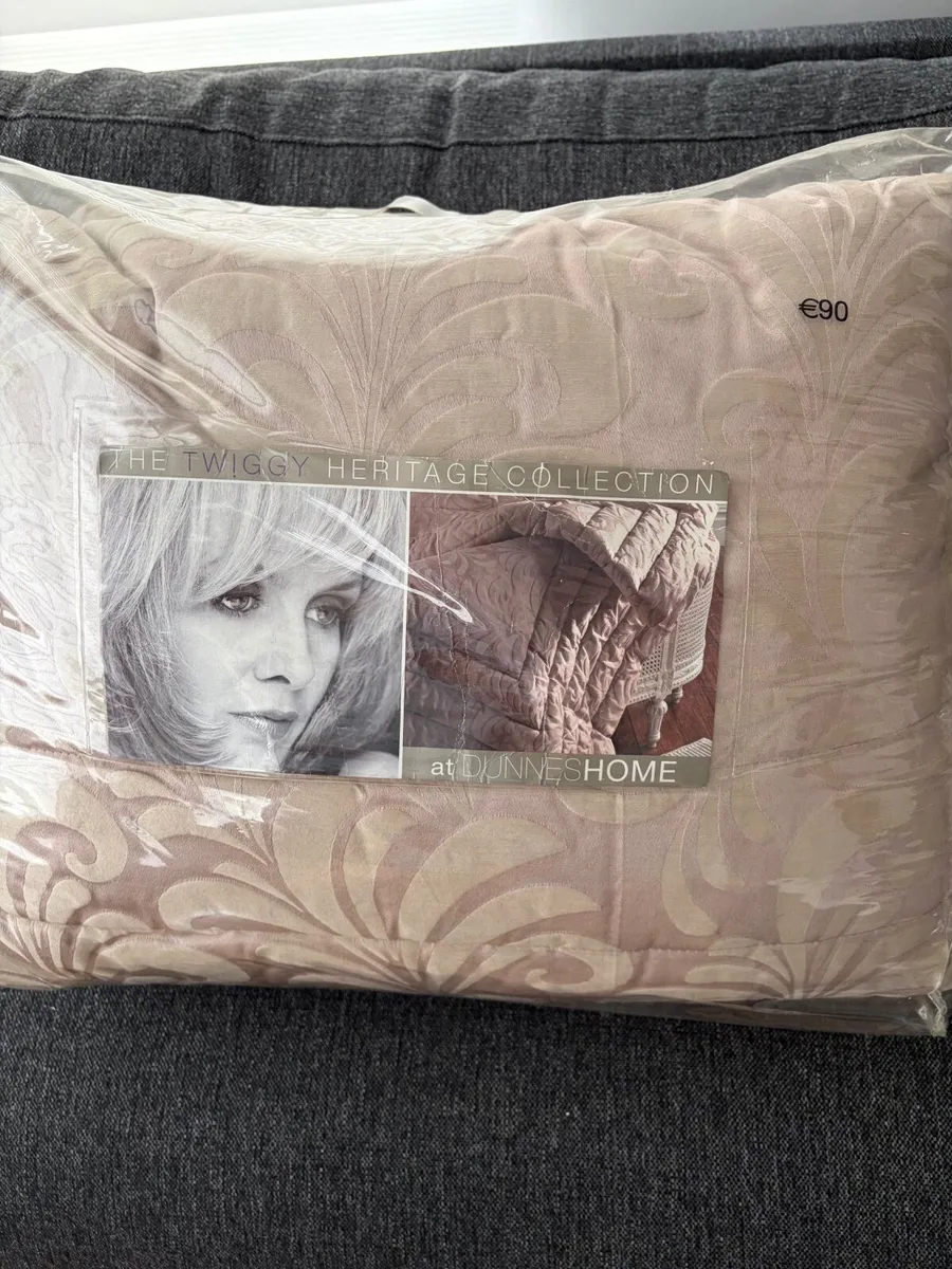 New Bedspread - Image 3