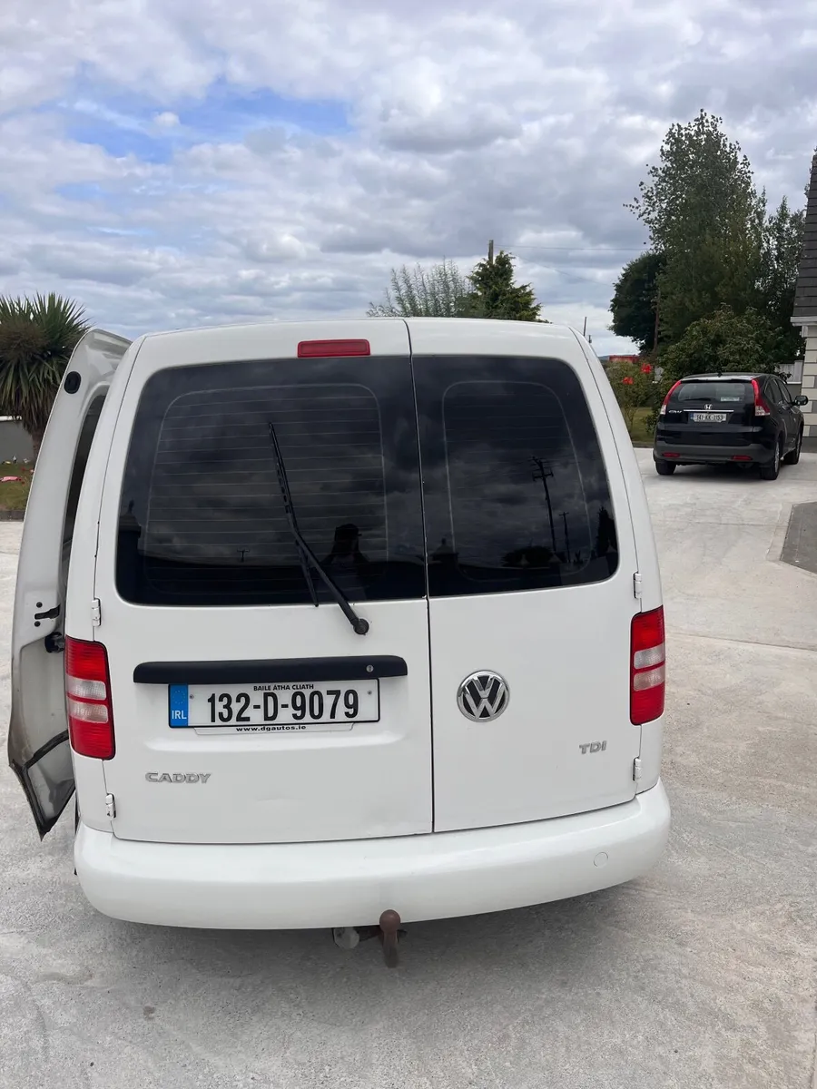Volkswagen Caddy 2013 - Image 4