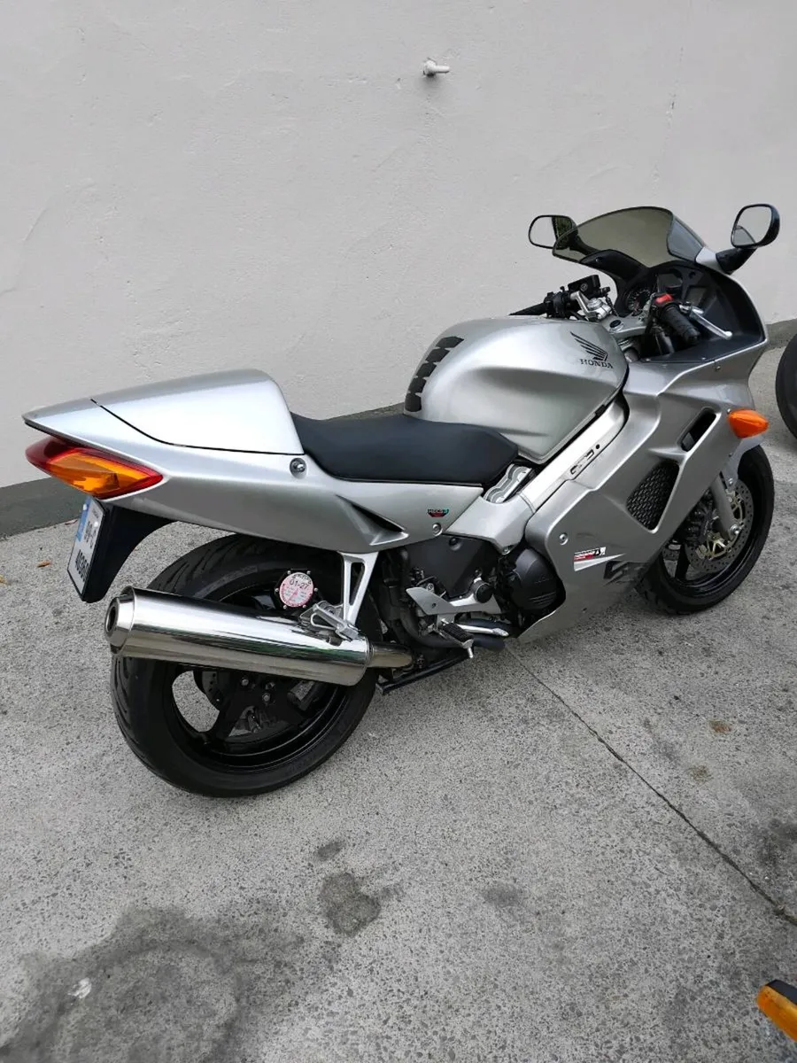 Honda vfr - Image 1