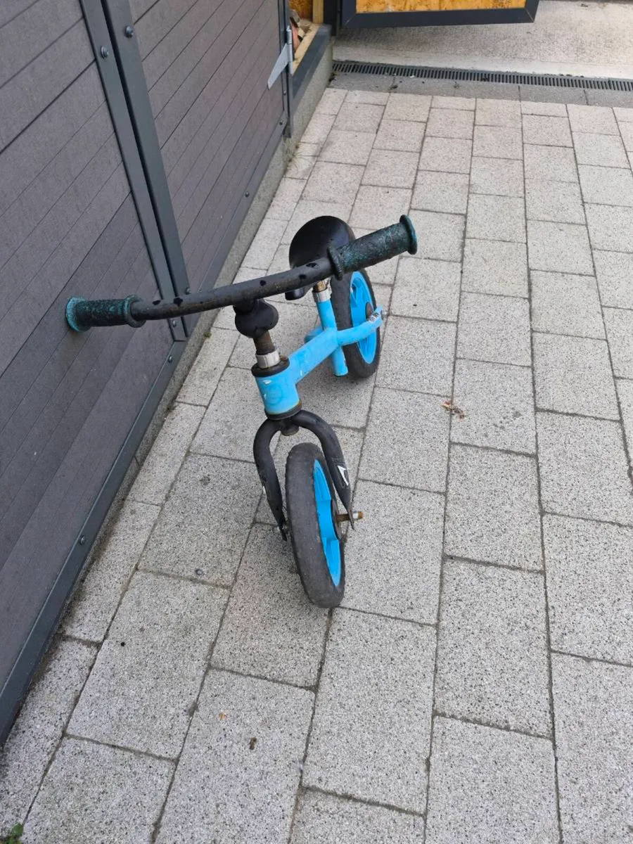 Childrens bikes and scooters to giveaway free - Image 2