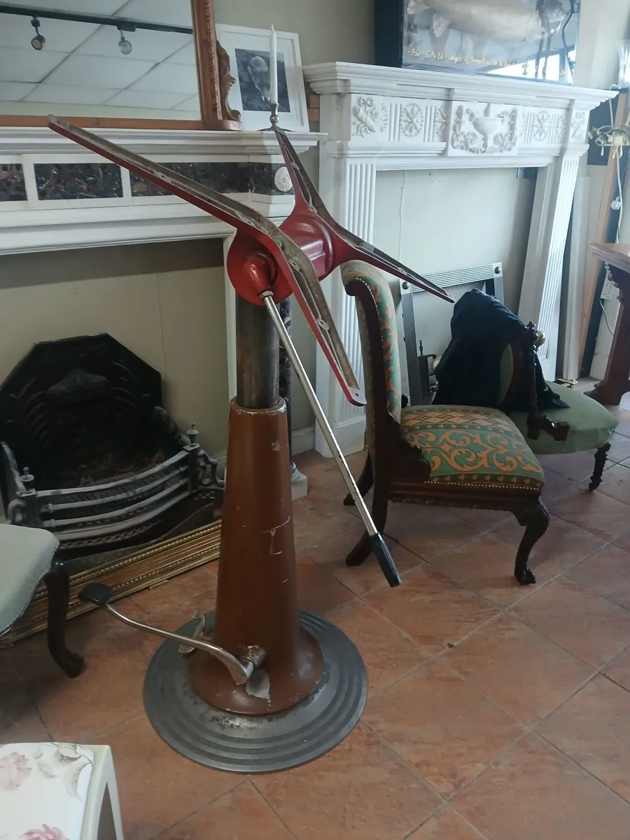 antique architects nikes of swedan table