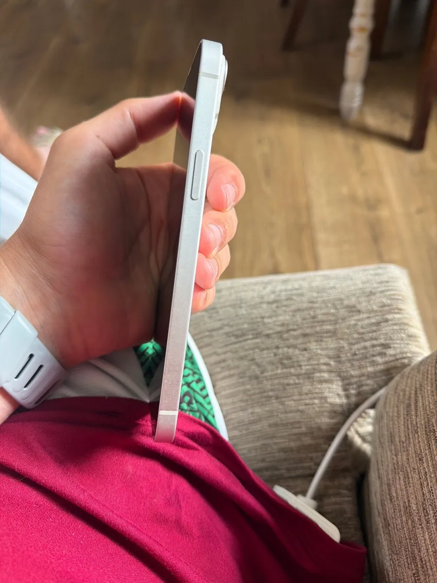 IPhone 14 Plus - Image 4