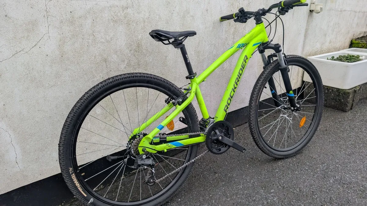 Rockrider ST100 27.5" Mountain Bike – Like New - Image 2