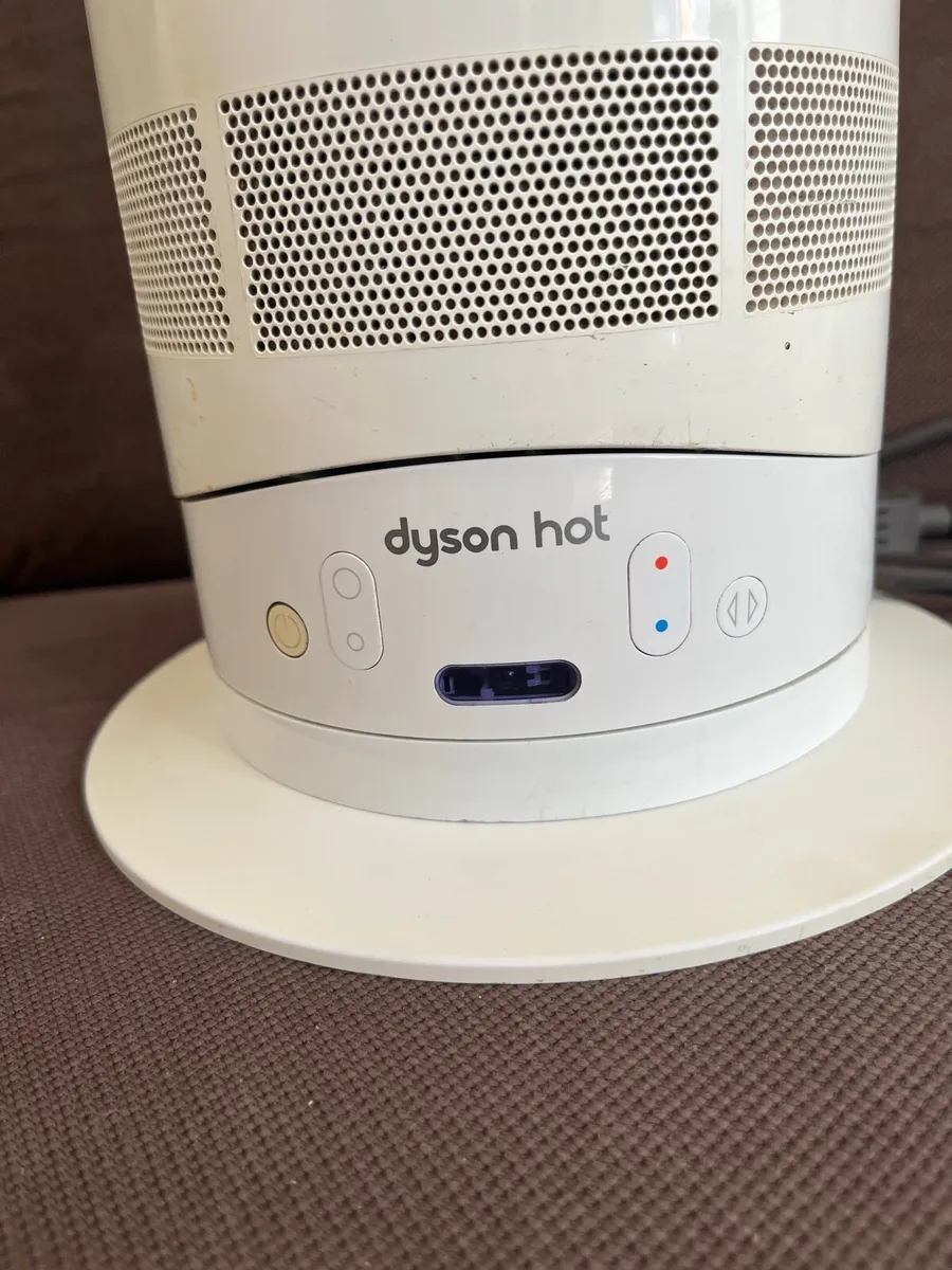 dyson - Image 2