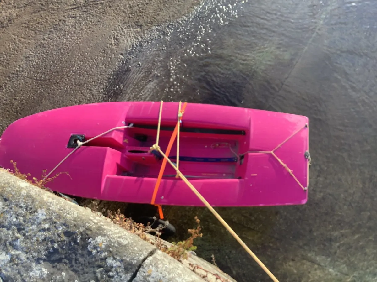 Topper Sailing Dinghy - Image 1