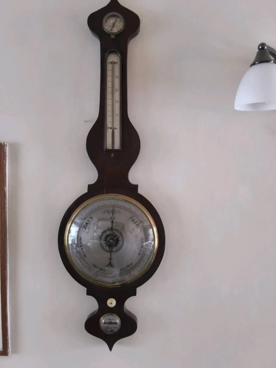 VINTAGE  BAROMETER. - Image 1