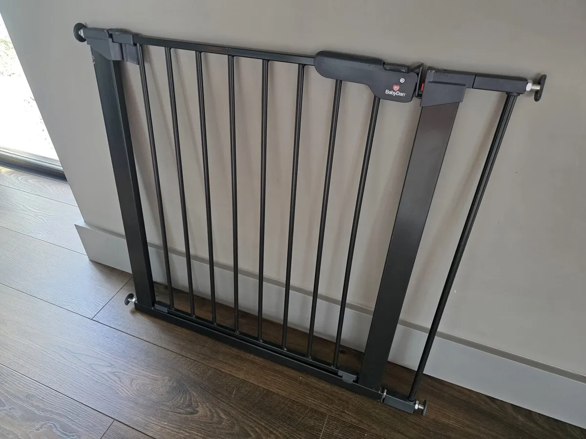 Baby gate - Image 2