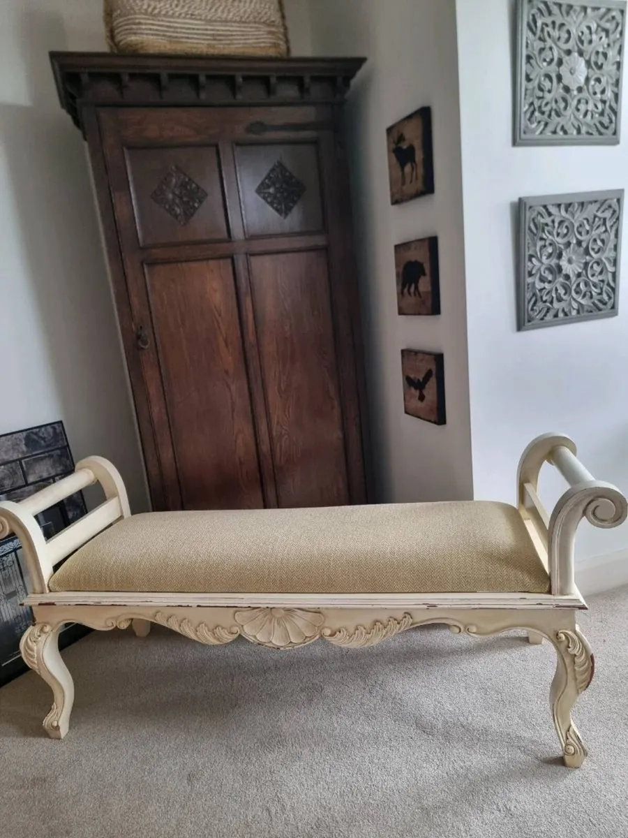 Stunning Carved Bench...€495 - Image 1