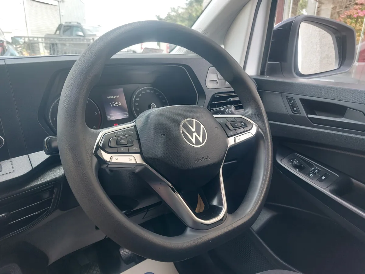 VW CADDY 212' 102 BHP / M6F - Image 4