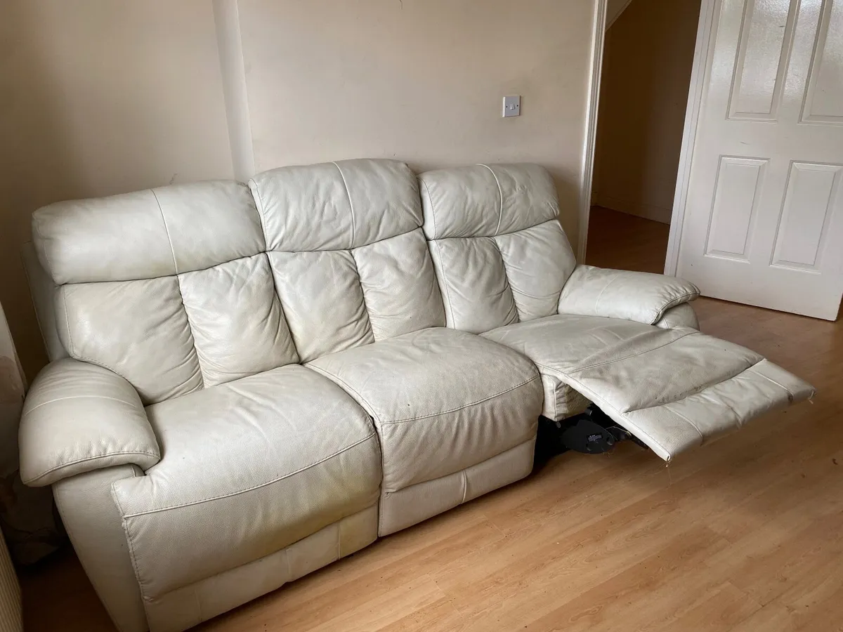 Sitting Room Suite - Image 2