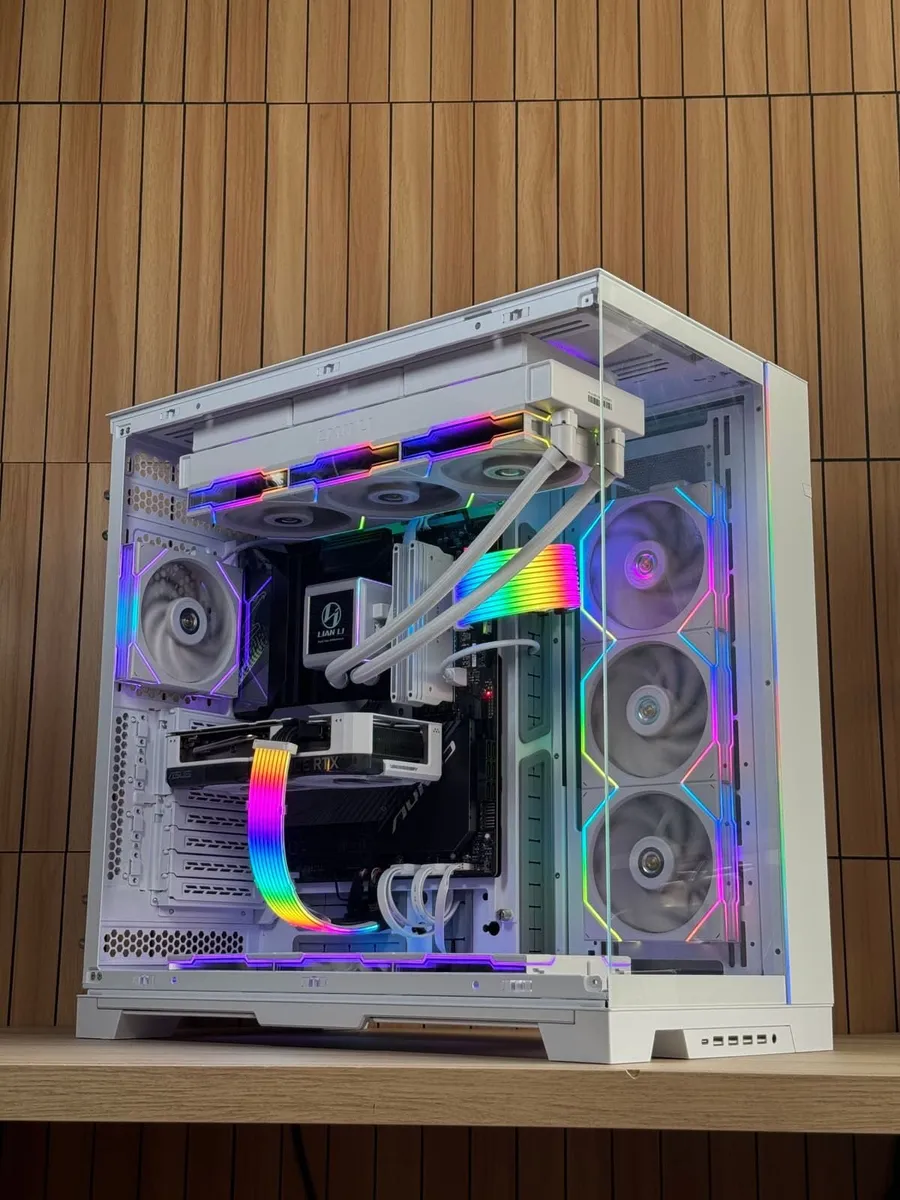 High End Gaming PC | RTX 5080 | 9800X3D - Image 1