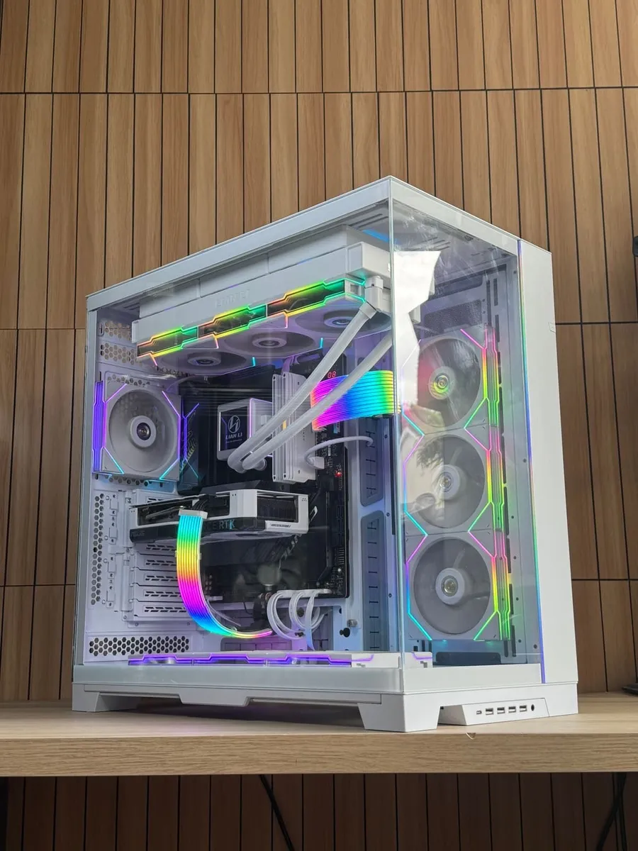 High End Gaming PC | RTX 5080 | 9800X3D - Image 3