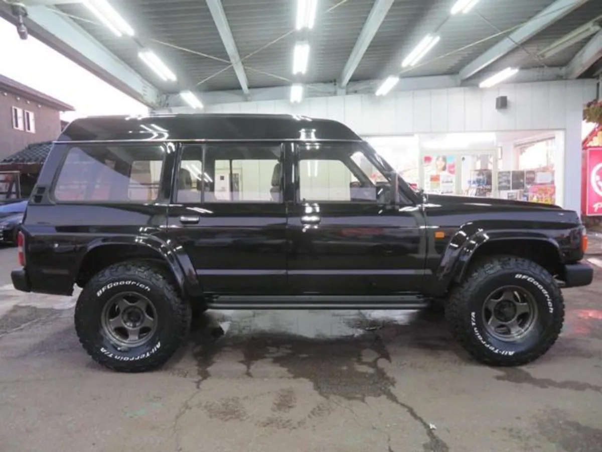 1989 Nissan Patrol Safari Y60 4.2 Diesel Auto - Image 3