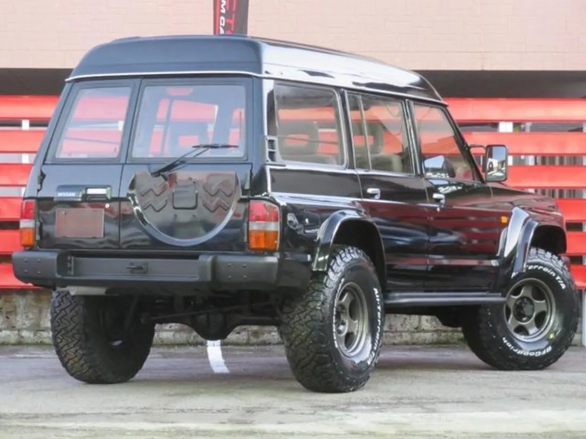 1989 Nissan Patrol Safari Y60 4.2 Diesel Auto - Image 4
