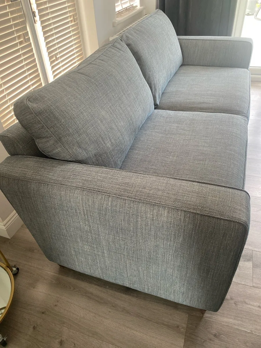 Fantastic large couch / Sofa - Image 4