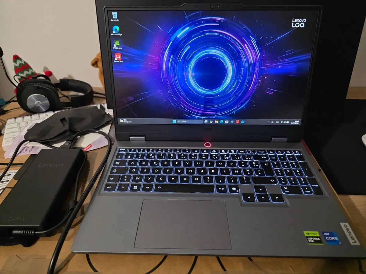 Lenovo LOQ 15 RTX 5060 i7-13700HX 24GB 1TB Warrant - Image 1