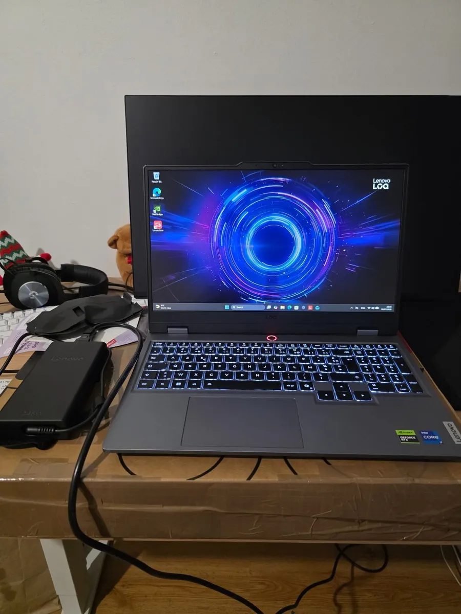 Lenovo LOQ 15 RTX 5060 i7-13700HX 24GB 1TB Warrant - Image 2