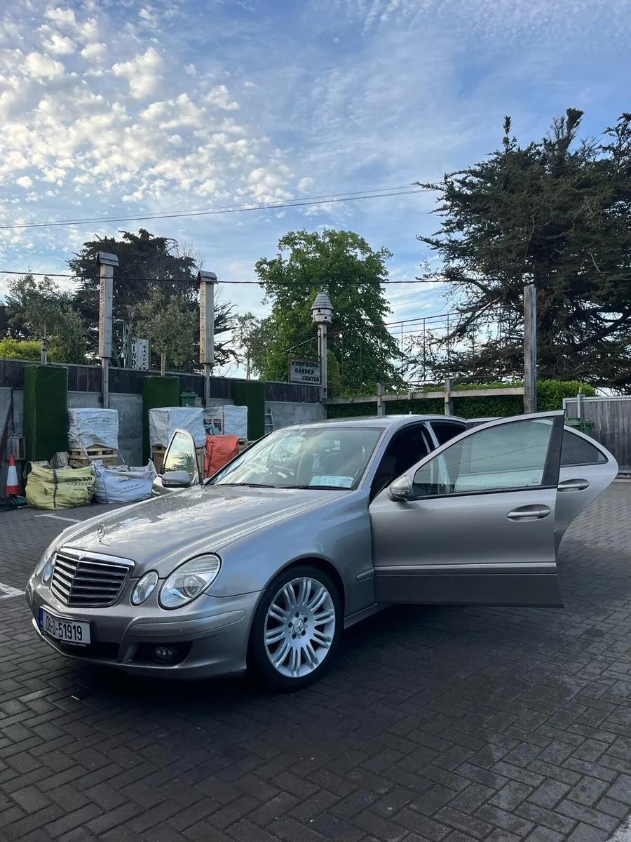 Mercedes Benz w211 - Image 3