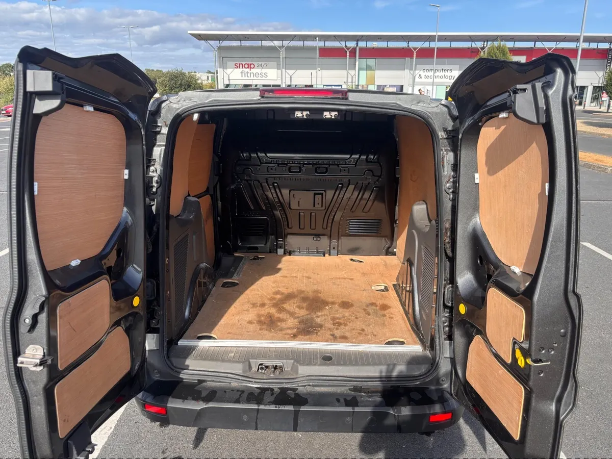 2020 Ford Transit Connect. No VAT. No Wet Belt. - Image 4