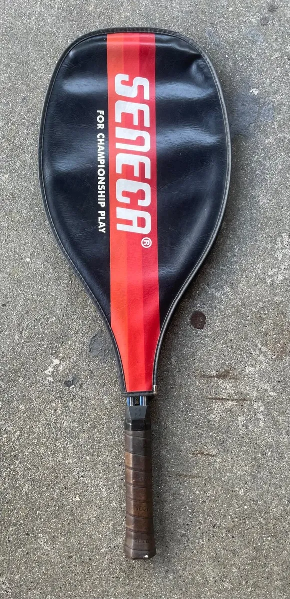 Tennis racket - Image 1