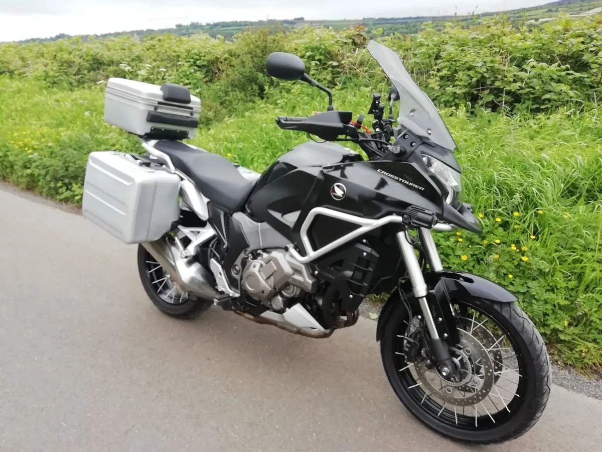 Honda crosstourer DCT highlander - Image 1