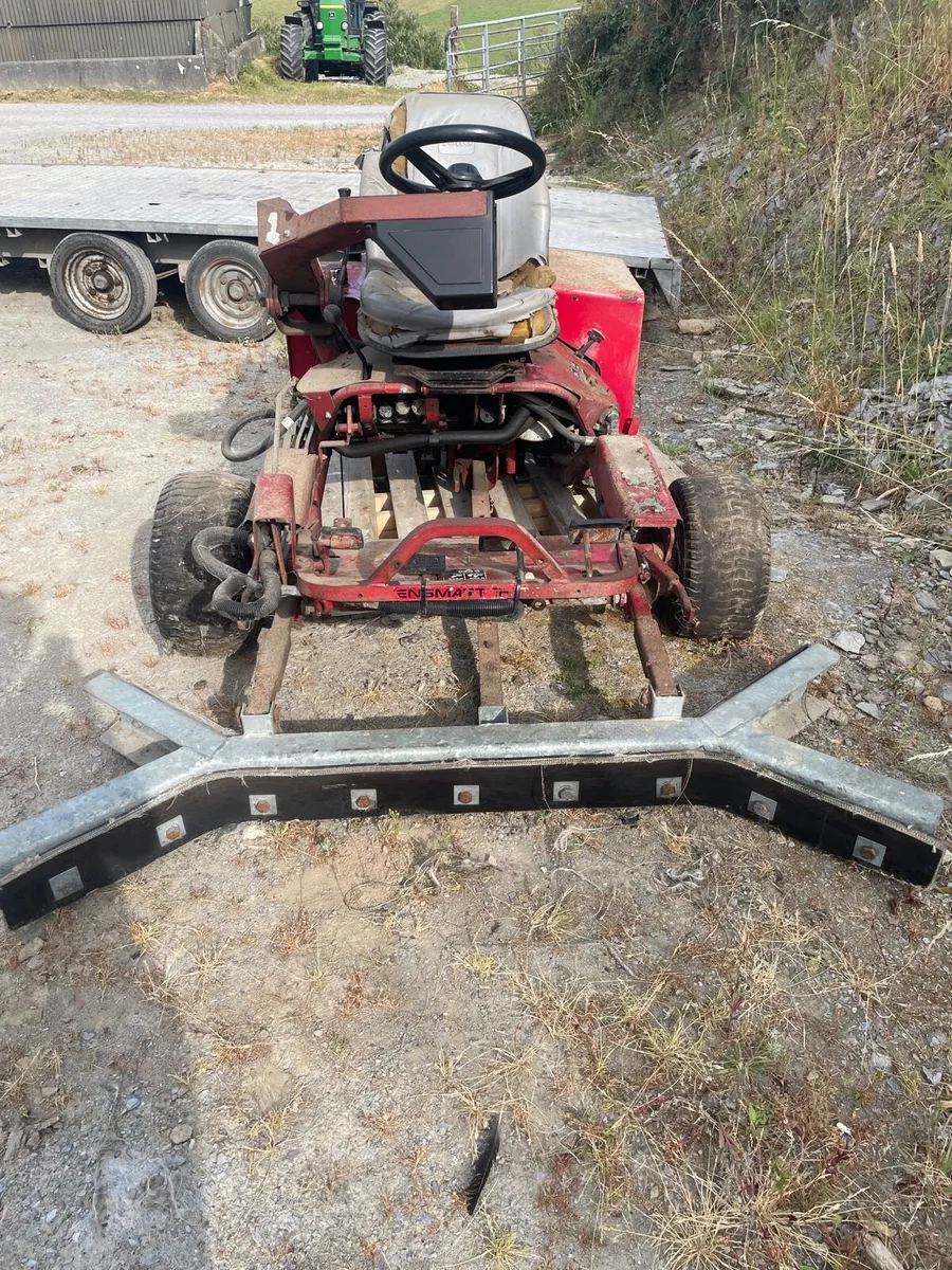 Toro yard scraper - Image 4
