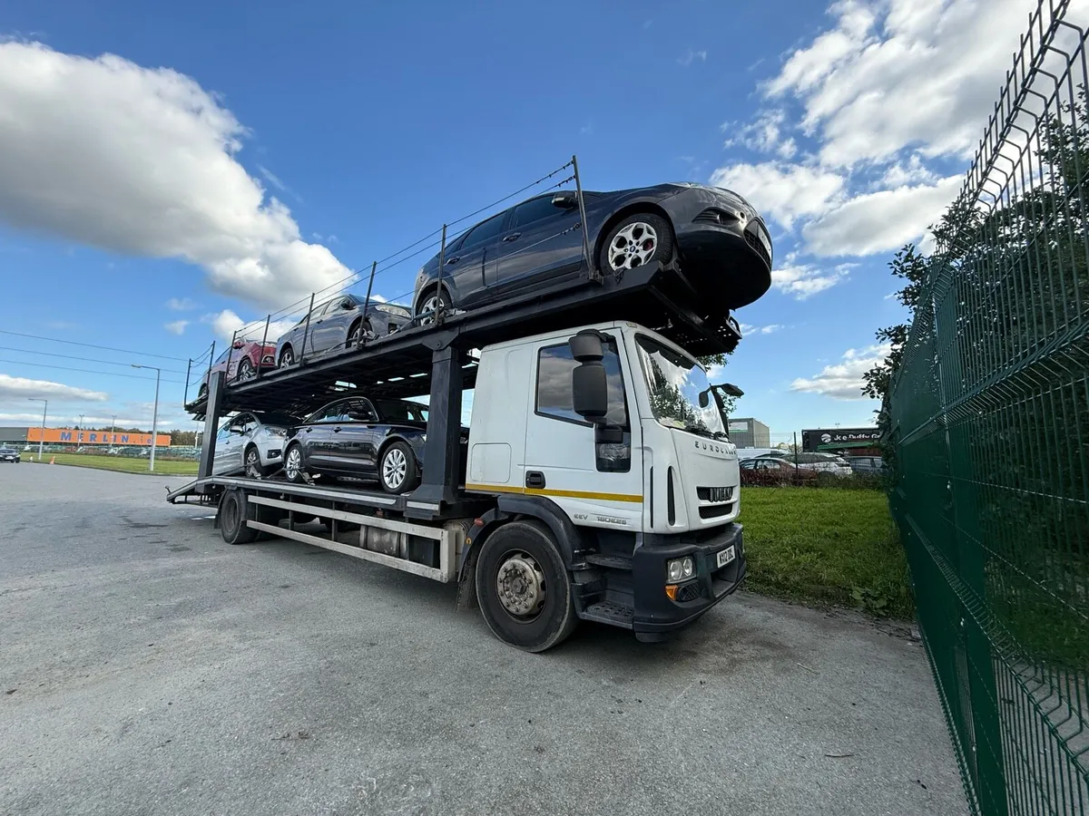 IVECO 5 Car Transporter - Image 1