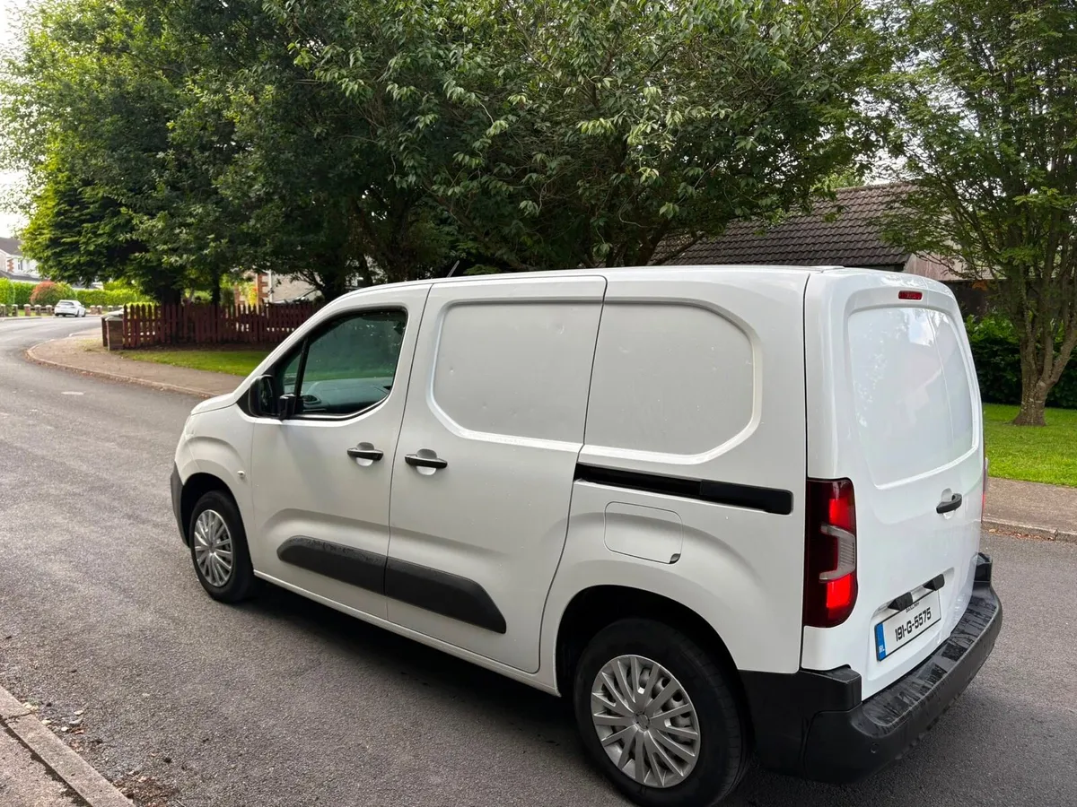 2019 Peugeot Partner (New Model) 1.6 Diesel. - Image 2