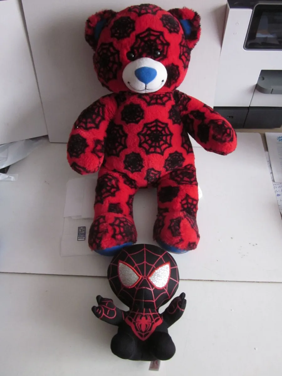 Spiderman Bundle Clock/Wand/Bears - Image 3