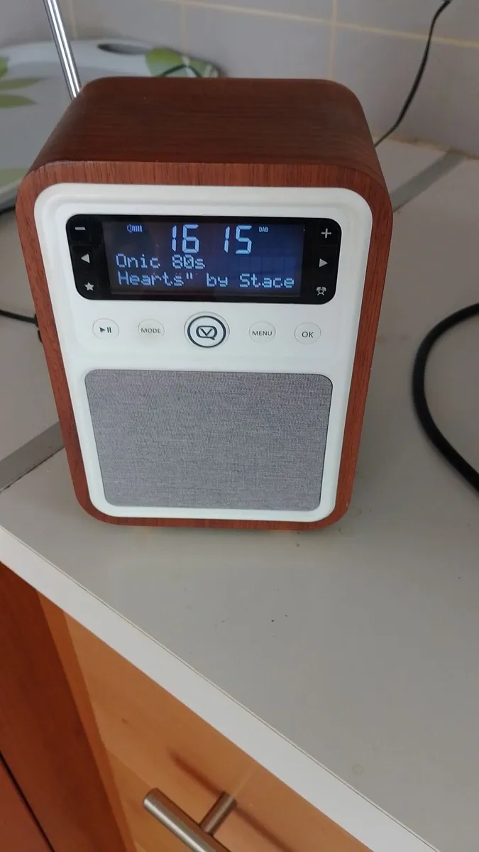 VQ BLUETOOTH RADIO - Image 1