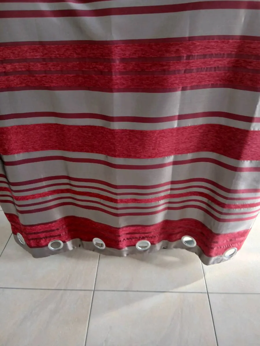 PAIR LINED CURTAINS LIKE NEW - Image 1