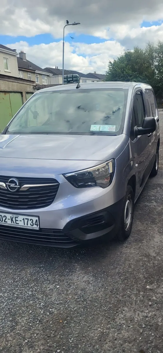 Opel Combo 2020 - Image 2