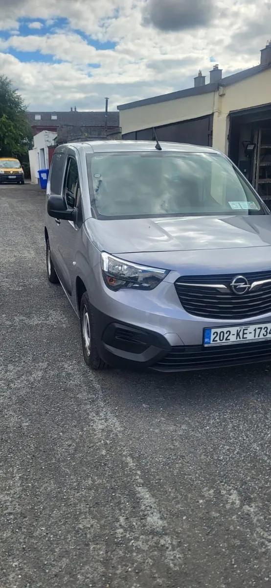 Opel Combo 2020 - Image 1